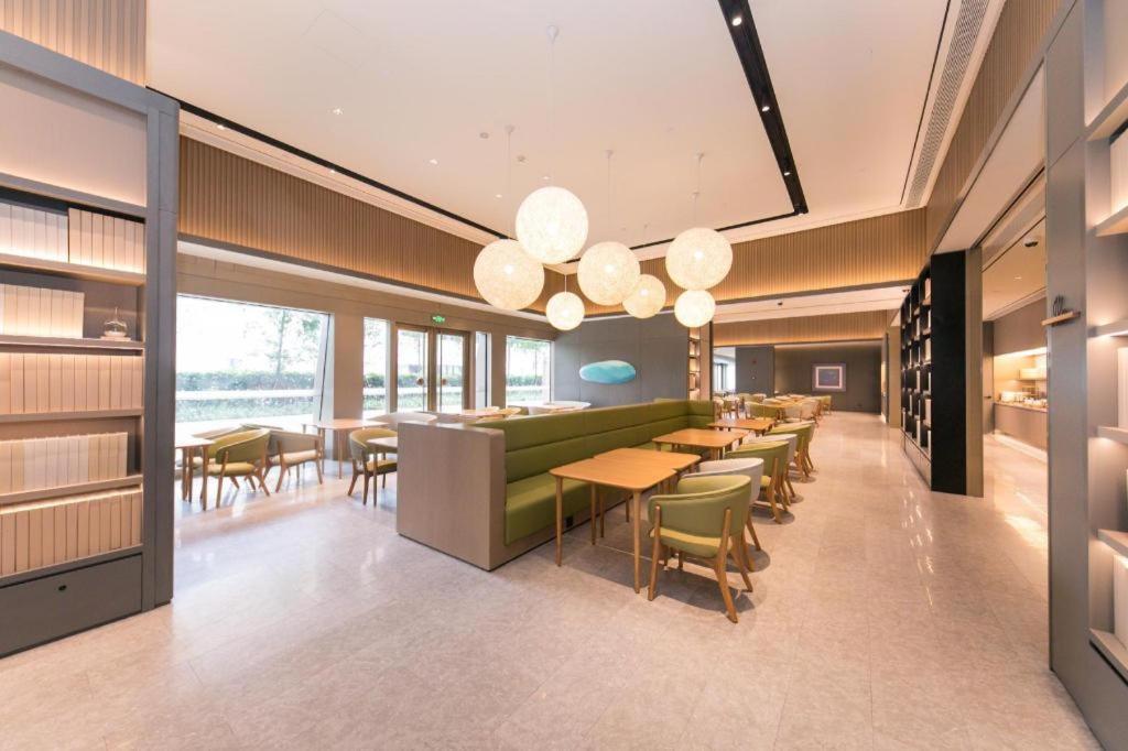 Ji Hotel Shanghai Hongqiao Gubei Fortune Center Exteriör bild